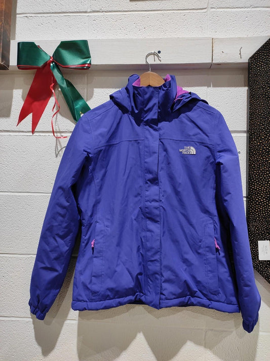 The North Face Women's S Resolve Waterproof Jacket Purple Hooded Insulated