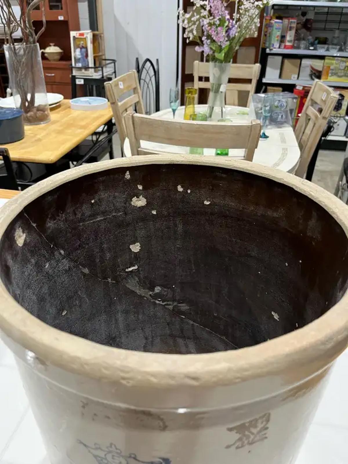 Large Vintage Style Ceramic Planter