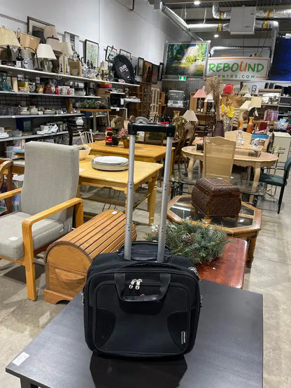 Swiss Gear Rolling Tote