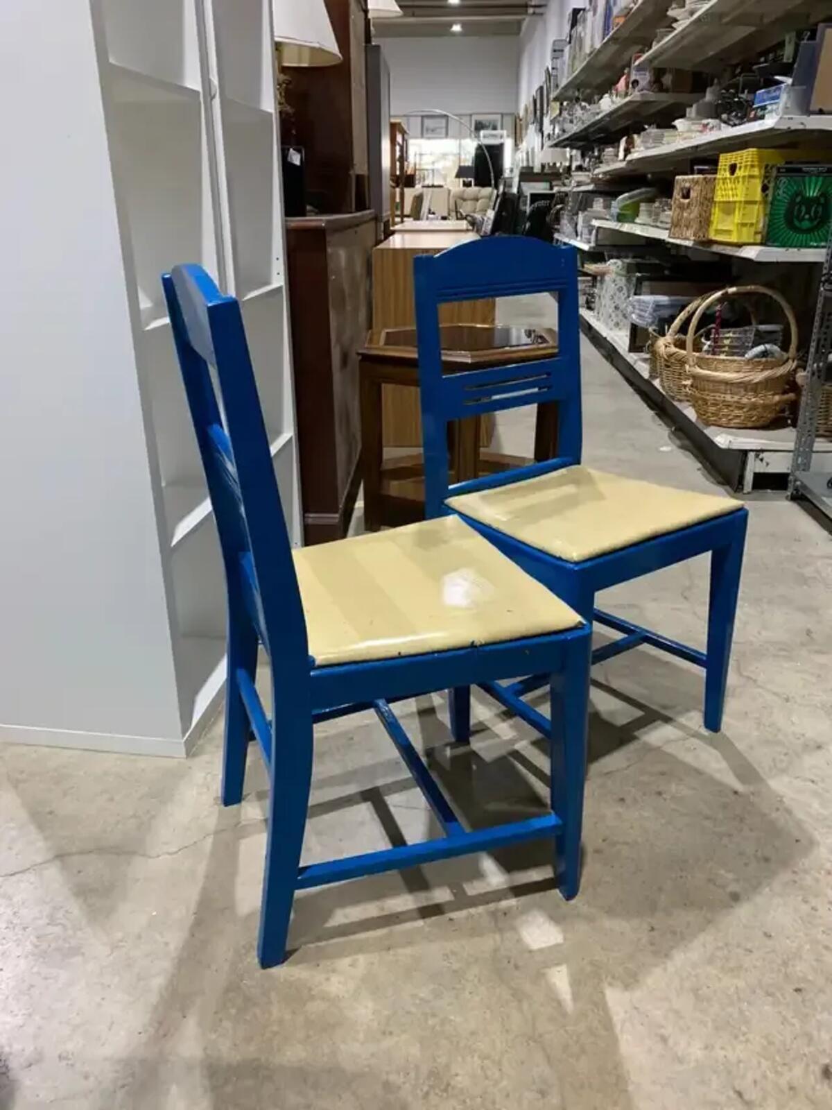 Set of 2 Blue Wooden Dining Chairs