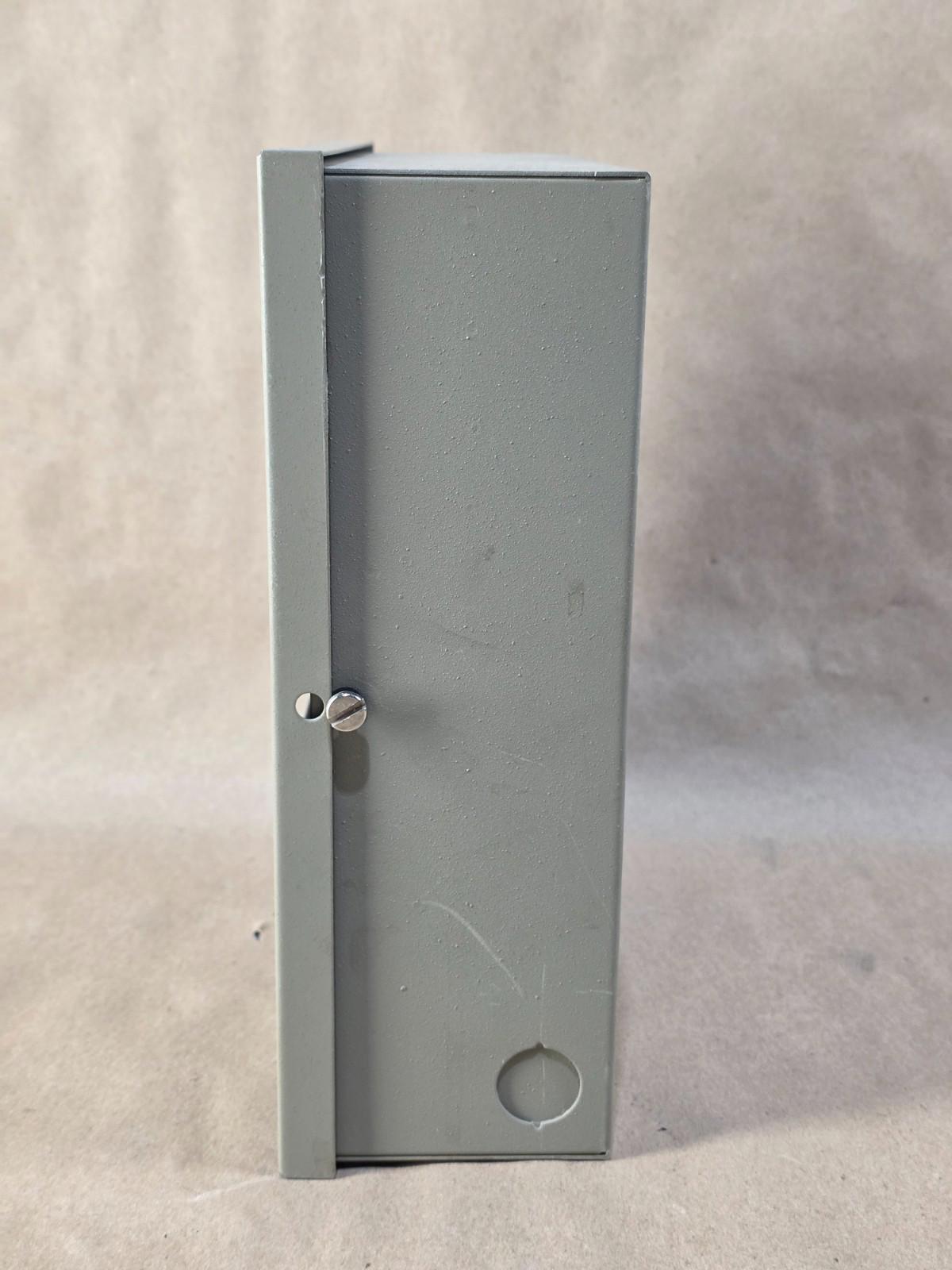 Vintage Radio Shack Safe House Burglar Alarm Center Model #49-450