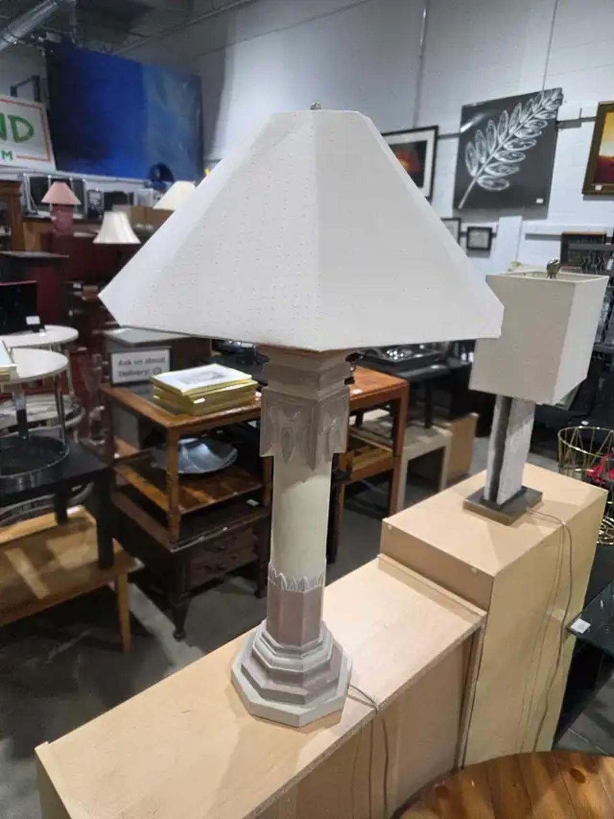 Column Shaped Lamp - 3ft