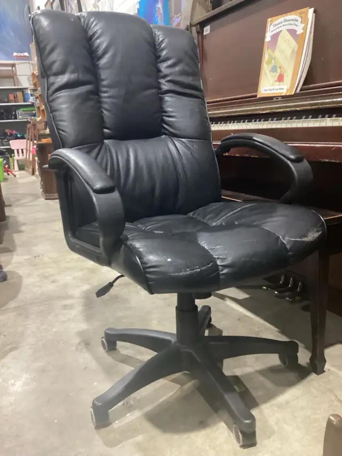 Black Ergonomic Office Chair