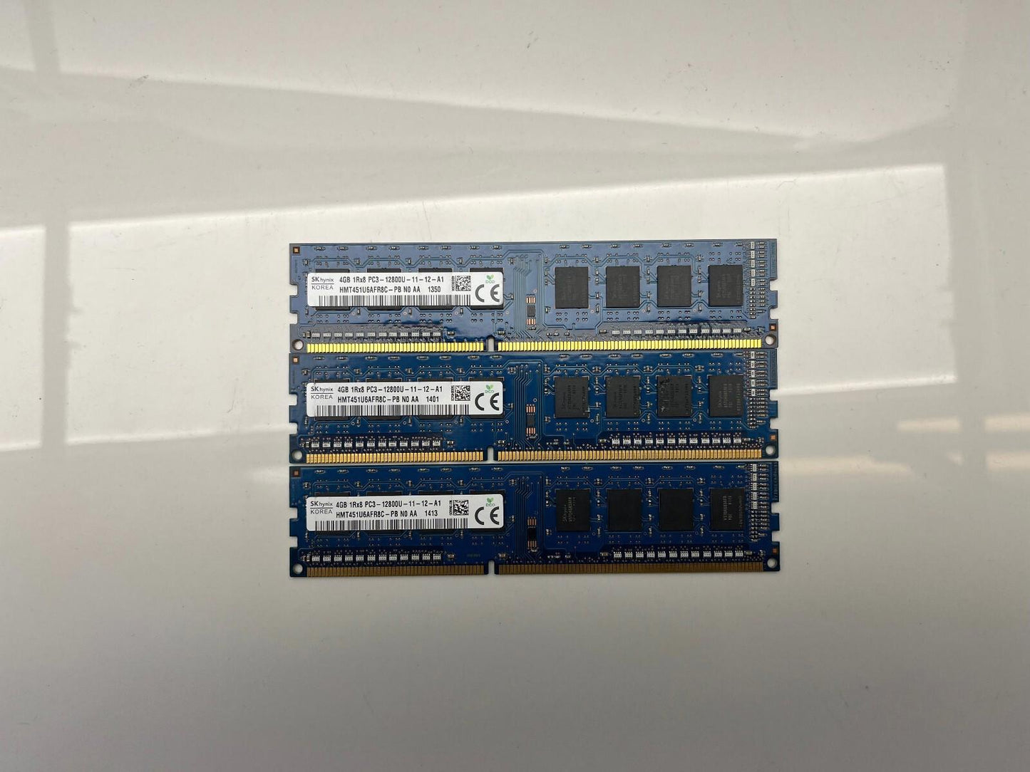 SK Hynix 12GB (3x4GB) DDR3 1600 RAM Kit PC3-12800U 11-12-A1 HMT451U6AFR8C-PB