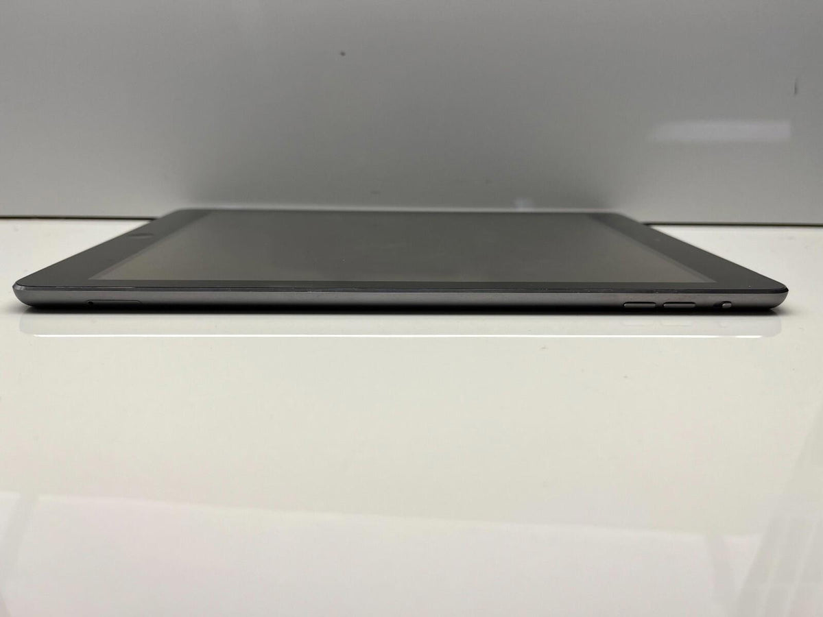 iPad Air 64gb 1st Generation A1475 Cellular Space Gray