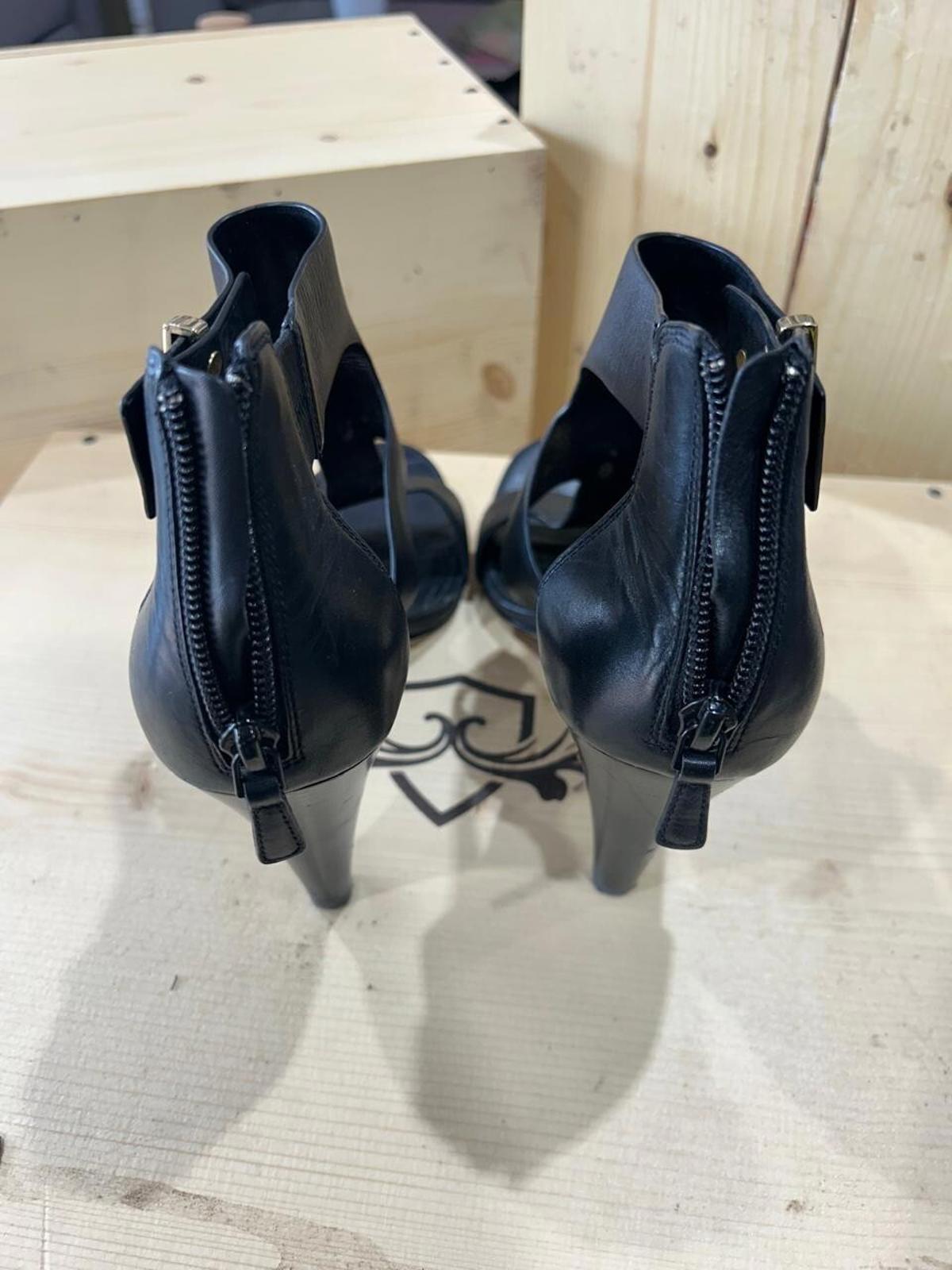 Sandales à talons en cuir noir Cole Haan Moama, pointure 8B