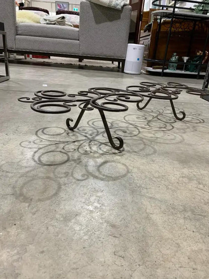 Low Spiral Metal Plant Stand