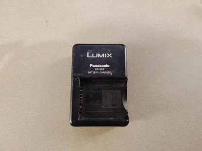 Panasonic LUMIX DE-993B Camera Battery Charger Power Tested - Fair
