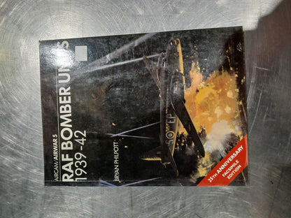 AIRCAM AIRWAR 5 RAF BOMBER UNITS 1939-42 25 ANNIVERSARY Collectible