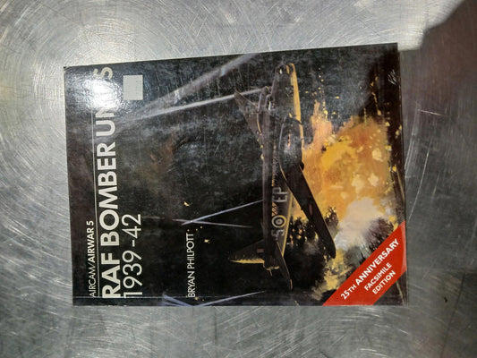 AIRCAM AIRWAR 5 RAF BOMBER UNITS 1939-42 25 ANNIVERSARY Collectible