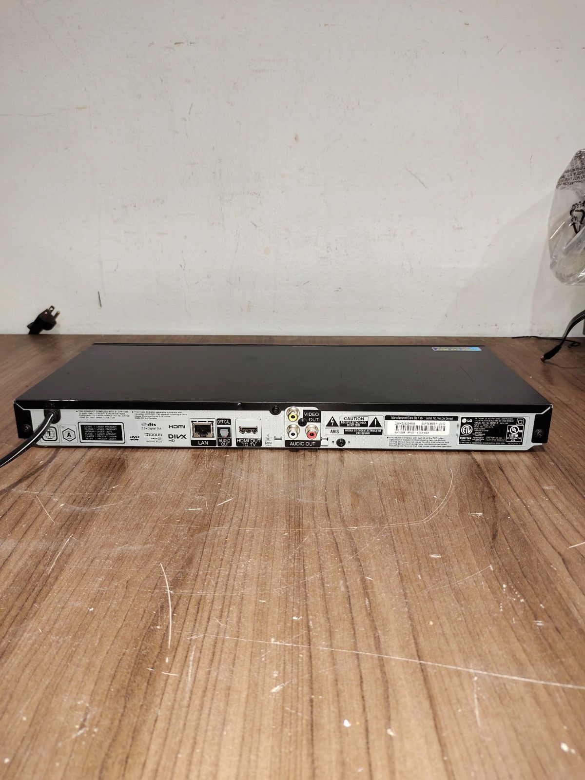 LG 3D Blu-Ray Disc Player - Model - BP420B