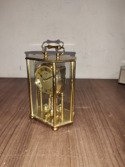 VINTAGE VERICHRON Quartz W 993 Table/Mantle Clock