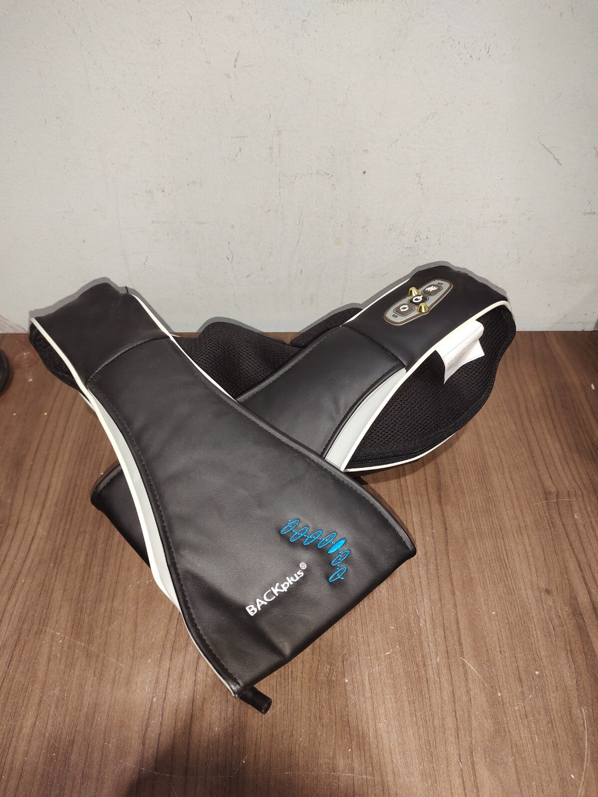 Oreiller de massage 3D pour le dos et les épaules avec chaleur et pétrissage profond - CF-6302