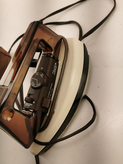 Black & decker Fer de Voyage a Vapeur Travel Iron W/ Cover