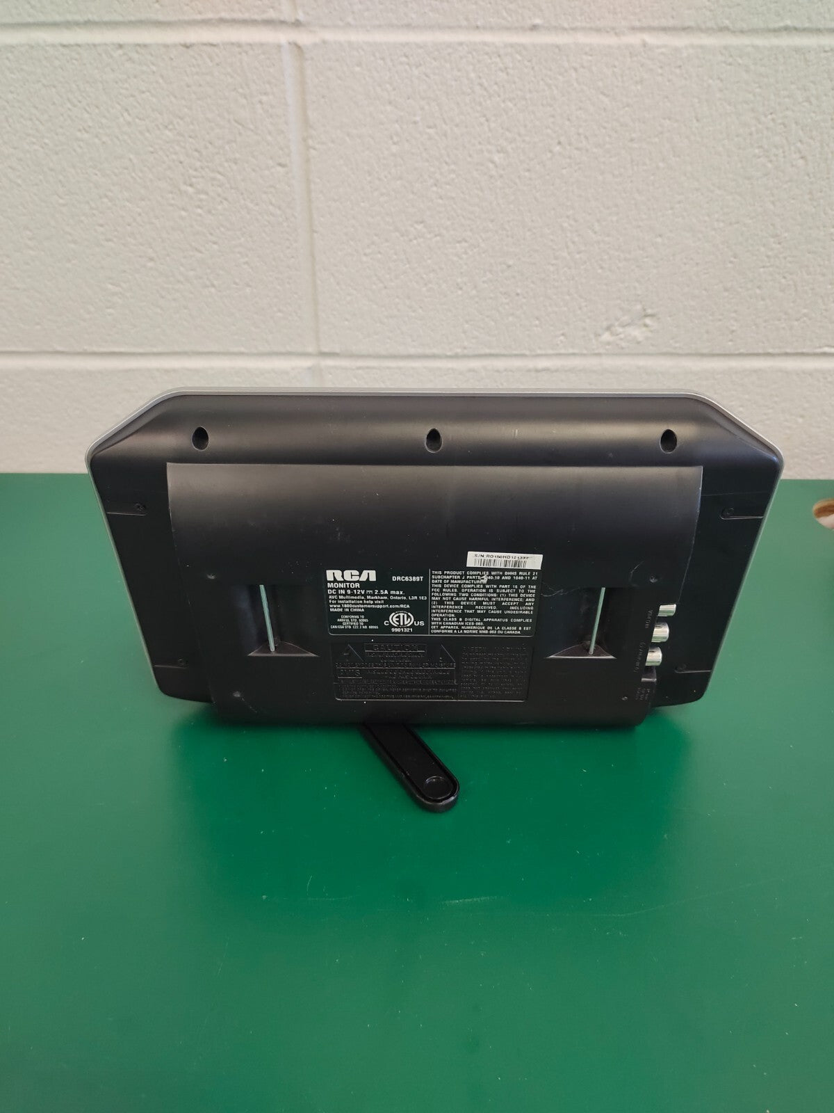 RCA DRC6389T Screen Travel System