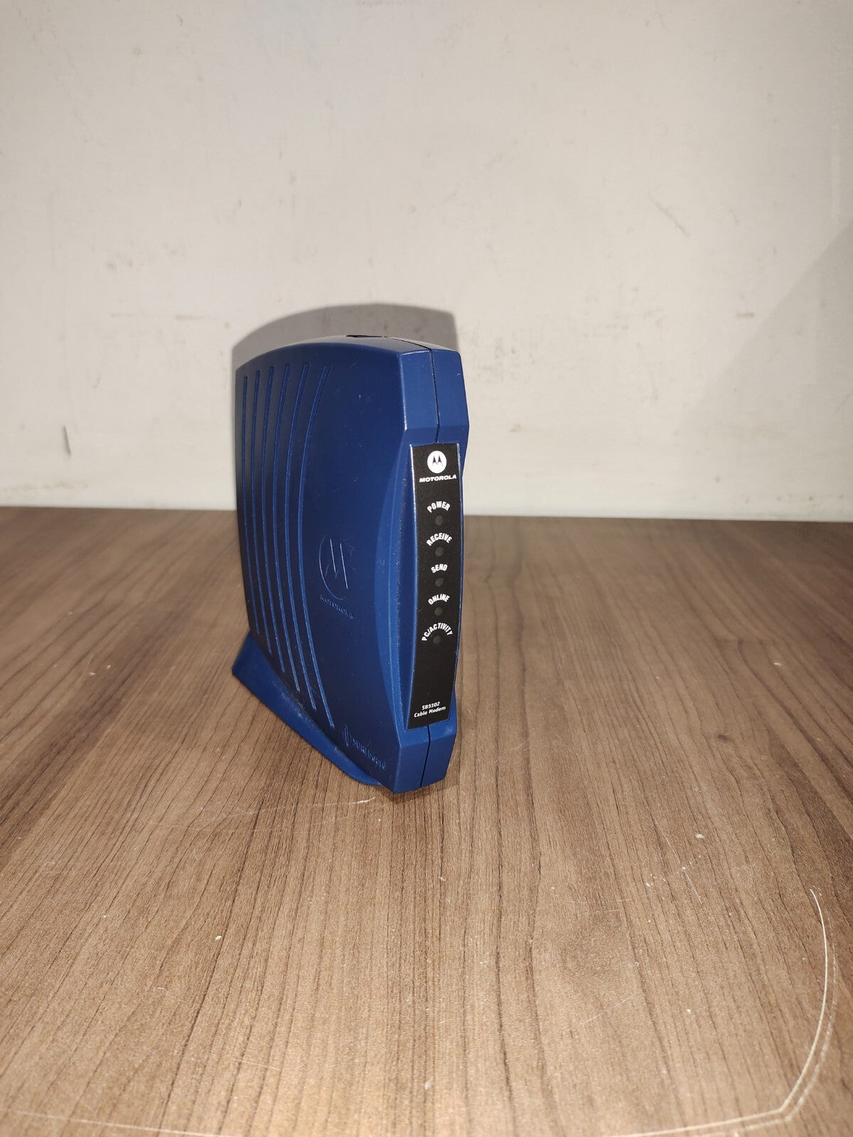 Motorola Surfboard Broadband Internet Cable Modem Router Model SB5102 - 1