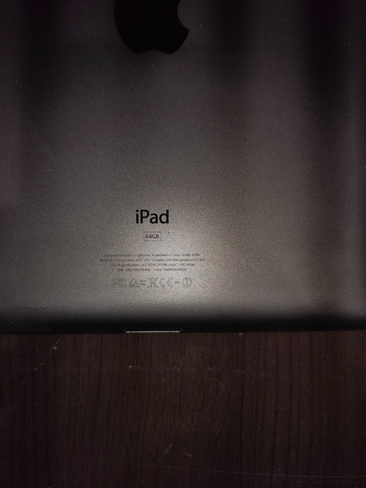Apple iPad 2 A1396 16 GB, Wi-Fi + 3G, 9.7 in - Black - Untested