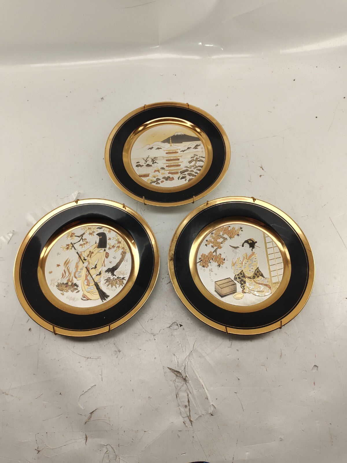 Set of 3 Chokin Naohisa Hori 9" 24K Collector’s Plates