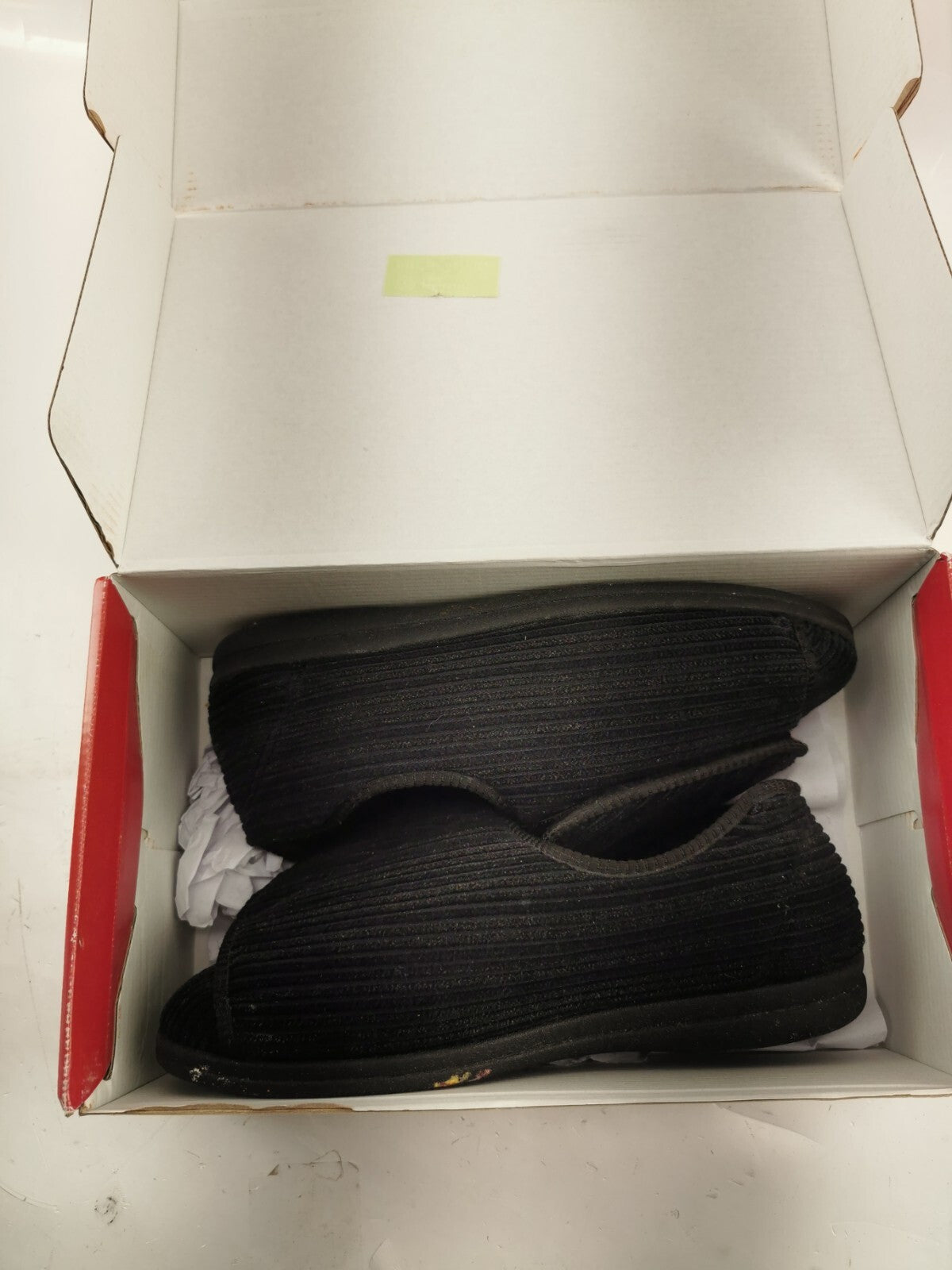 Clinic men's ultimate comfort slippers