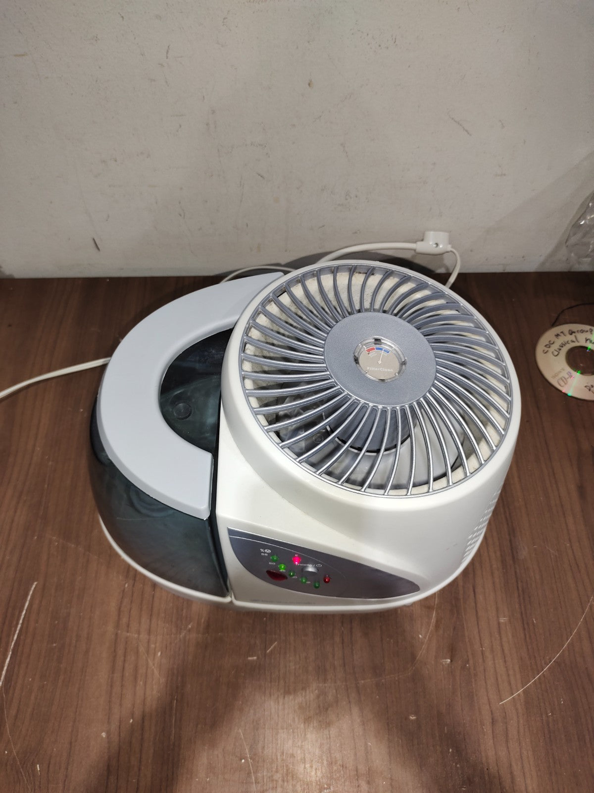 Bionaire - Model - BCM7255 - Smart Touch Cool Moisture Humidifier