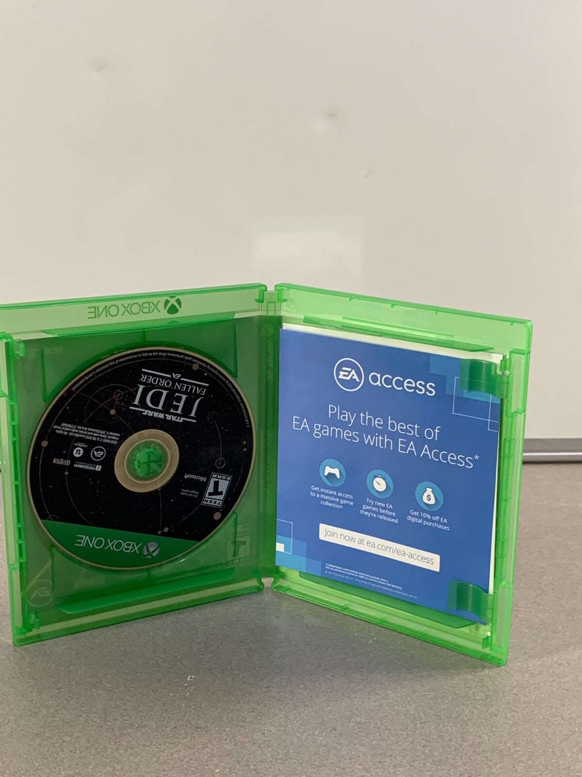 Star Wars Jedi: Fallen Order (Microsoft Xbox One, 2019)