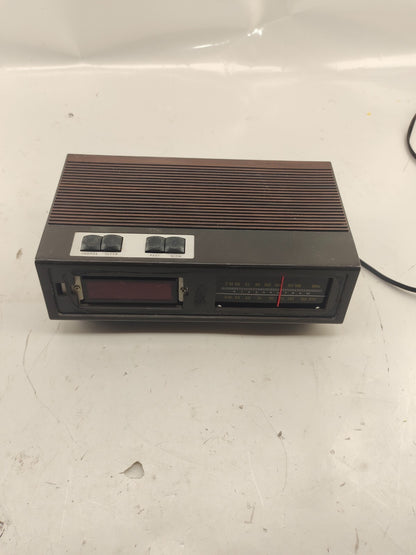 Vintage Sears Radio
