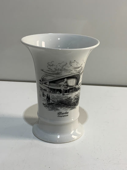 AK Kaiser W Germany Berlin Vase