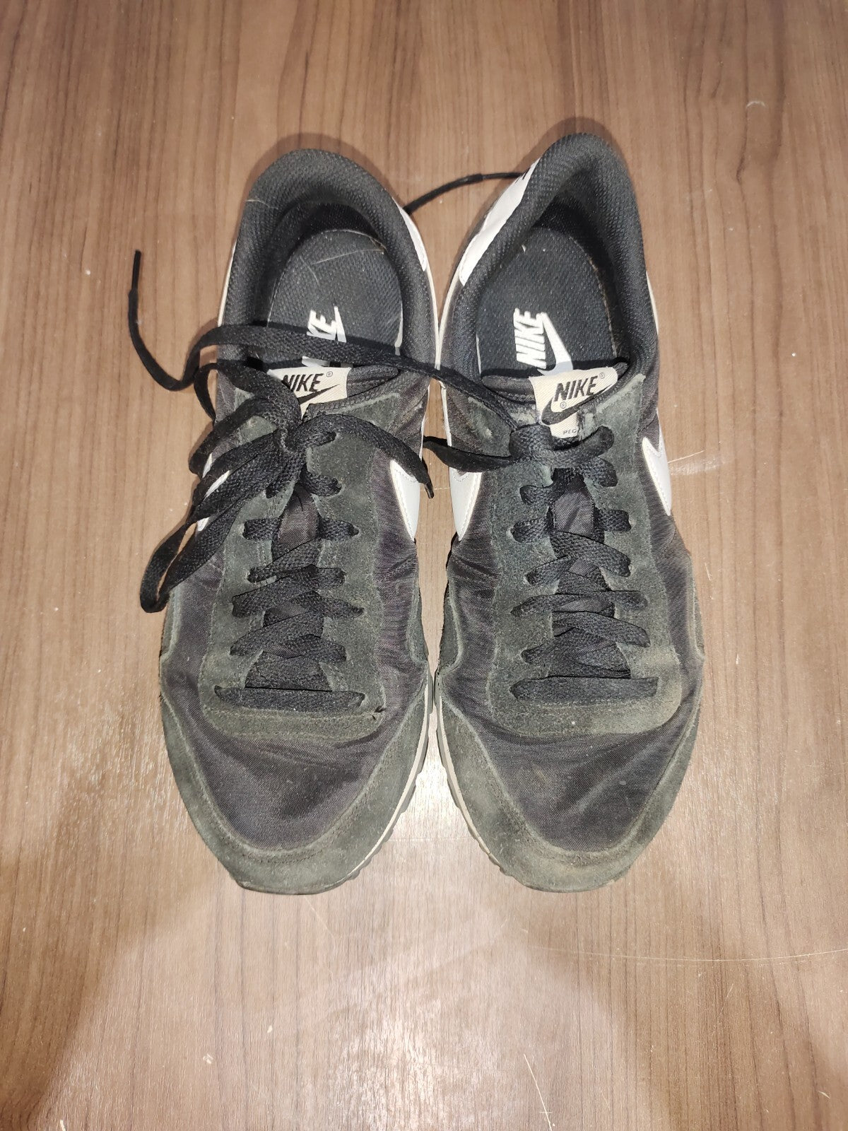 NIKE AIR PEGASUS '83 Women’s Black Leather Suede Running Shoes - Size US - 9