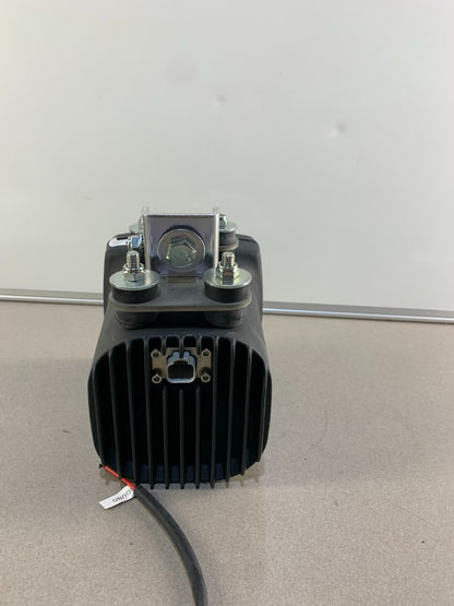 XENON WORK LIGHT, SQ, FLOOD, 24 V DC, CLEAR/BLACK, 8X6 1/2X8 1/2 IN, AL/GLASS