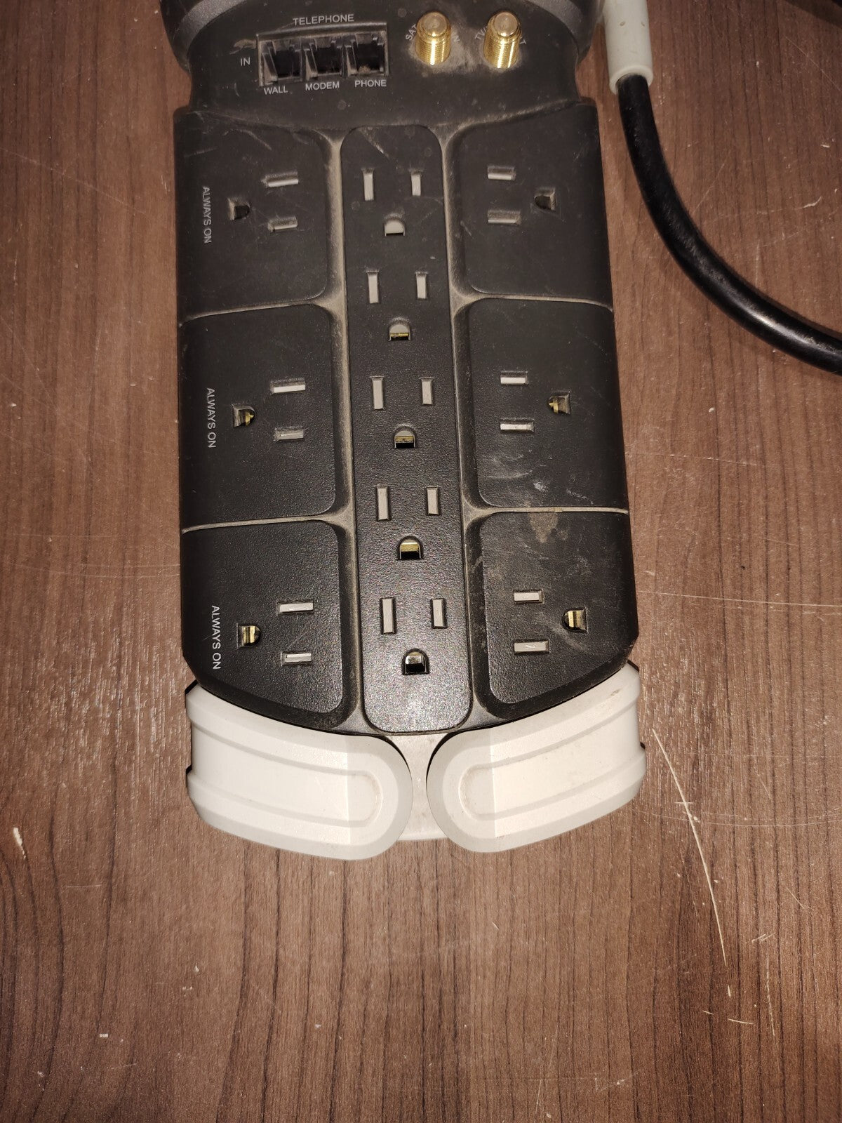 APC Performance Surge Arrest Protector 11 Outlets Phone Coax TV Cable 10 Ft Cord