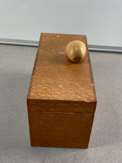 Wooden music box for trinkets
