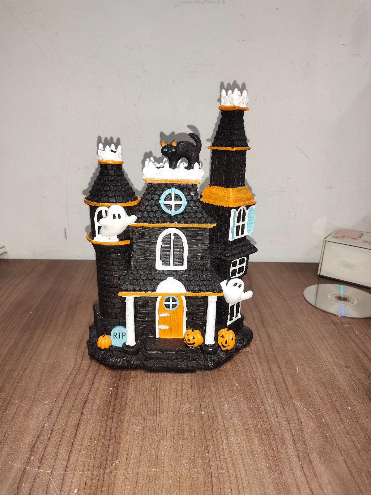 Halloween Haunted House - Tabletop Decor
