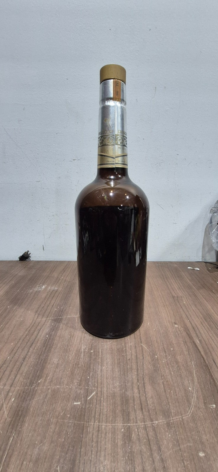 VTG 1966 Canadian Club Whisky Large 19” Glass Dummy Bottle Store Display Amber
