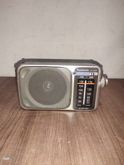 Panasonic RF-2400D Portable AM / FM Radio - Battery Operated Analog Radio