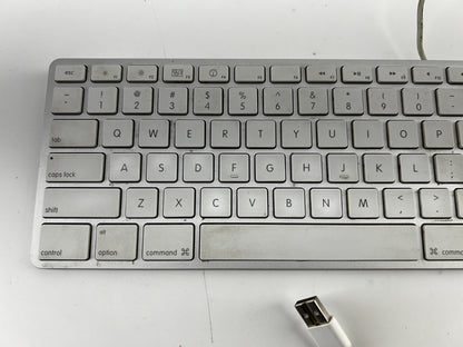 Apple A1243 - Wired Mac QWERTY - USB Keyboard w/ Numeric Keypad