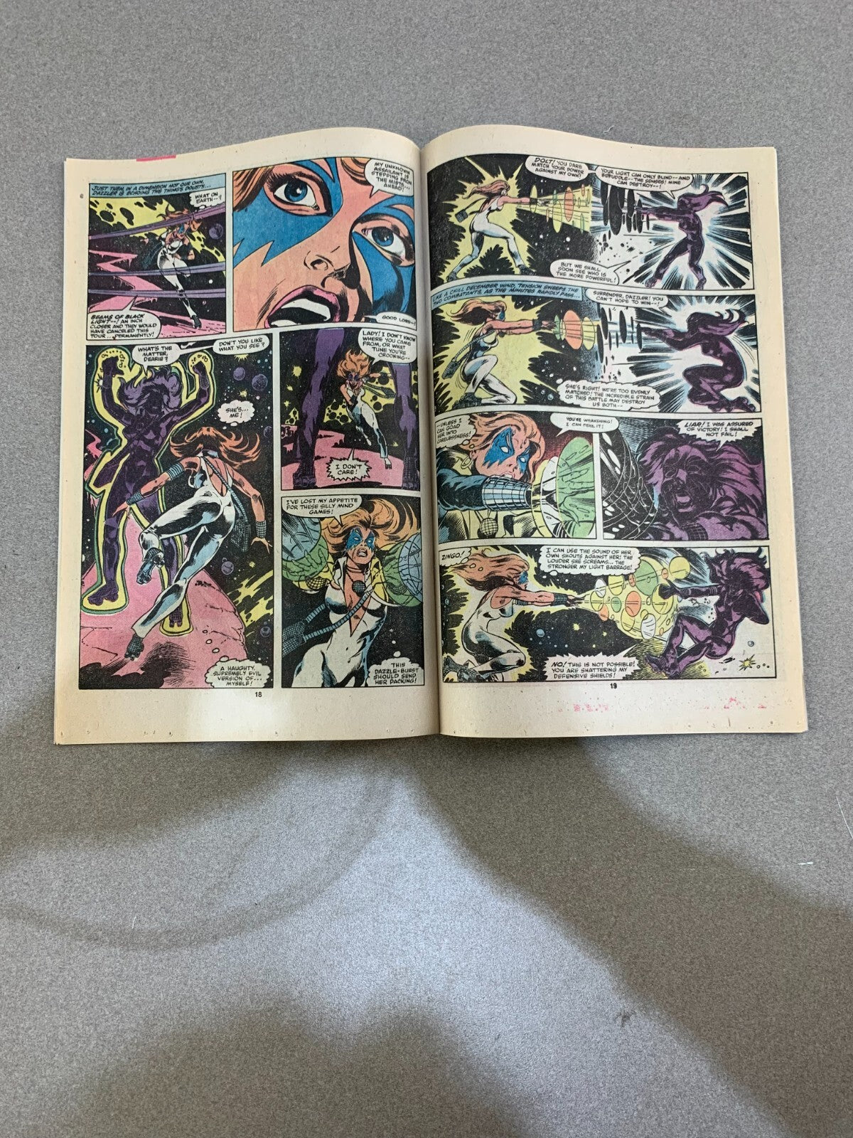 Dazzler #4 Vol.1 1981 Marvel Comics Comic Book