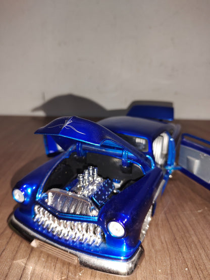 Jada Toys 1:18 Scale Diecast 1951 Mercury Blue Old Skool - Special Edition