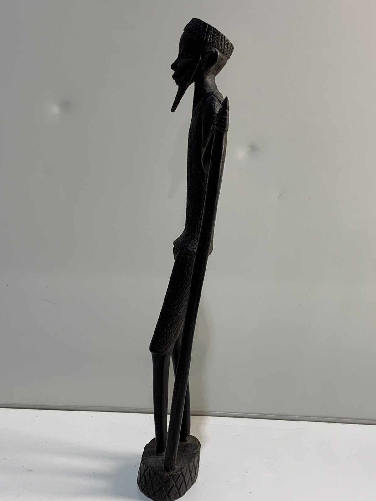 VINTAGE WOOD SCULPTURE - MOTIVE MAN WITH CANE - AFRICA/KENYA