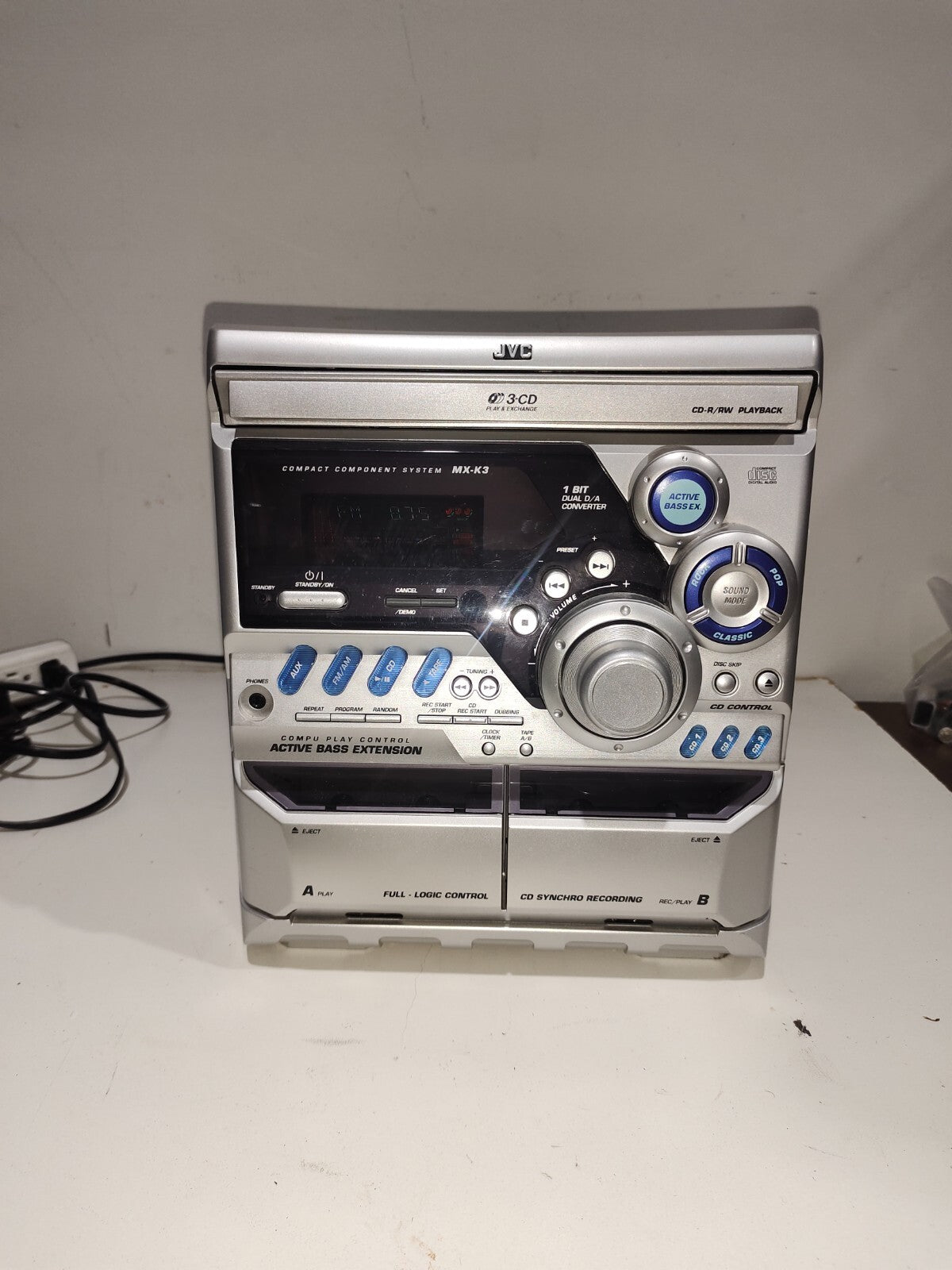 JVC Stereo Receiver Dual Cassette and 3 CD Changer AM/FM - MODEL NO CA-MXK3