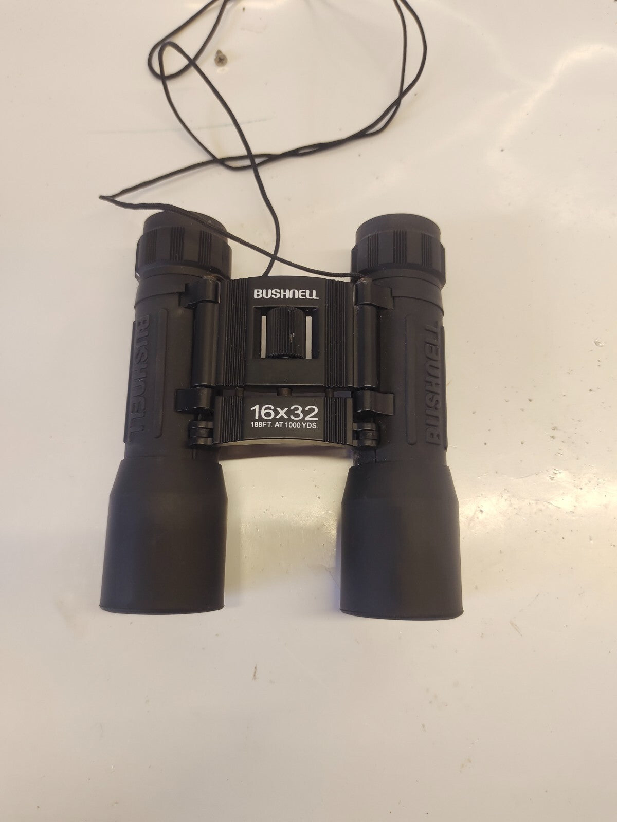 Bushnell 131632 Powerview Compact Folding Roof Prism Binocular 16x32mm