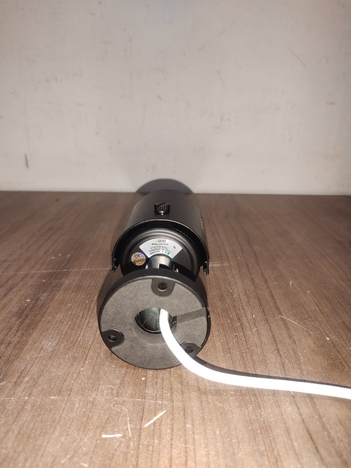 QSEE QTH7211B ANALOG HD Color Security Camera Indoor/Outdoor - New - 1
