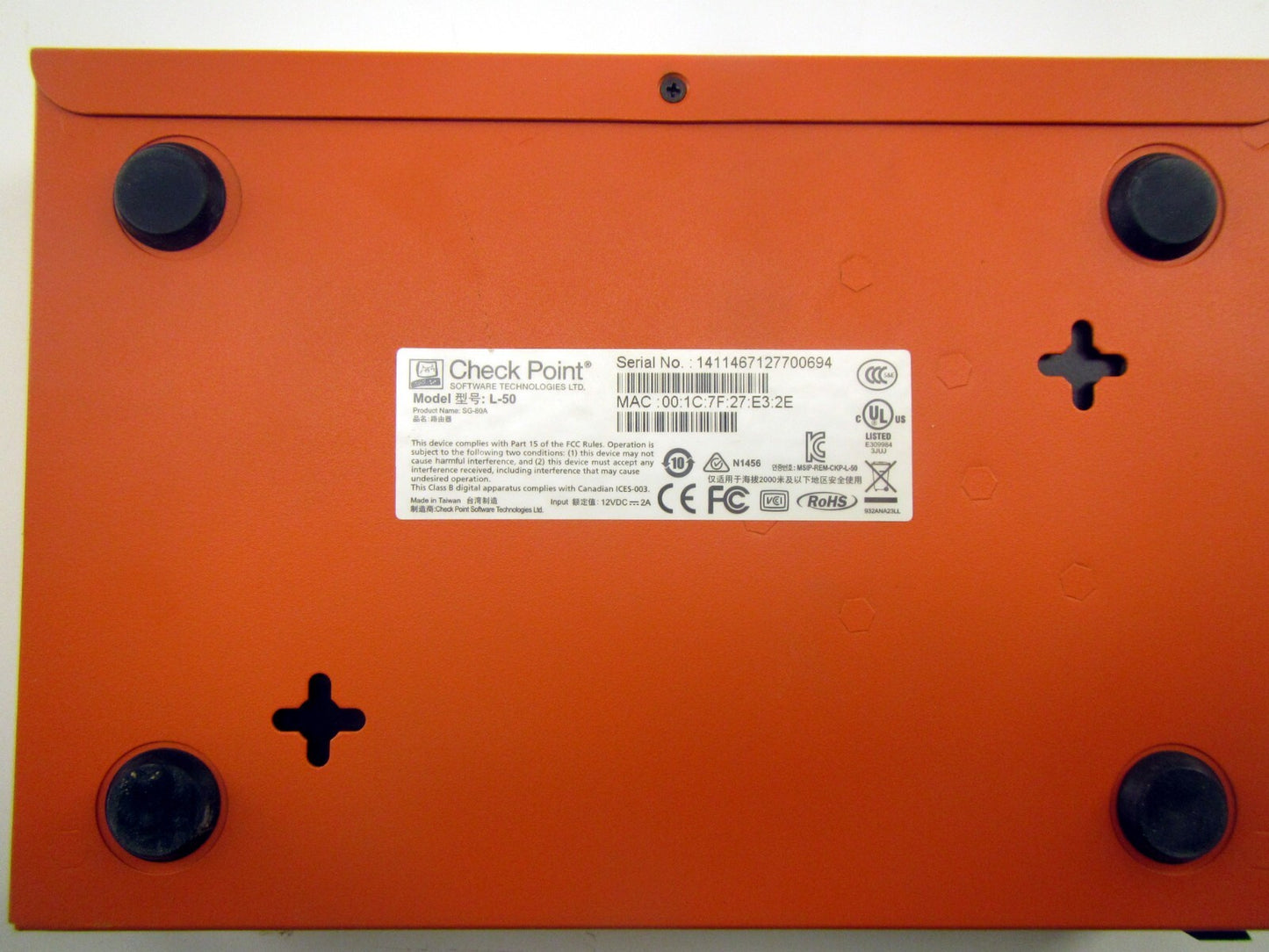 Check Point L-50W Router/Firewall WIFI N and 8 Port Switch