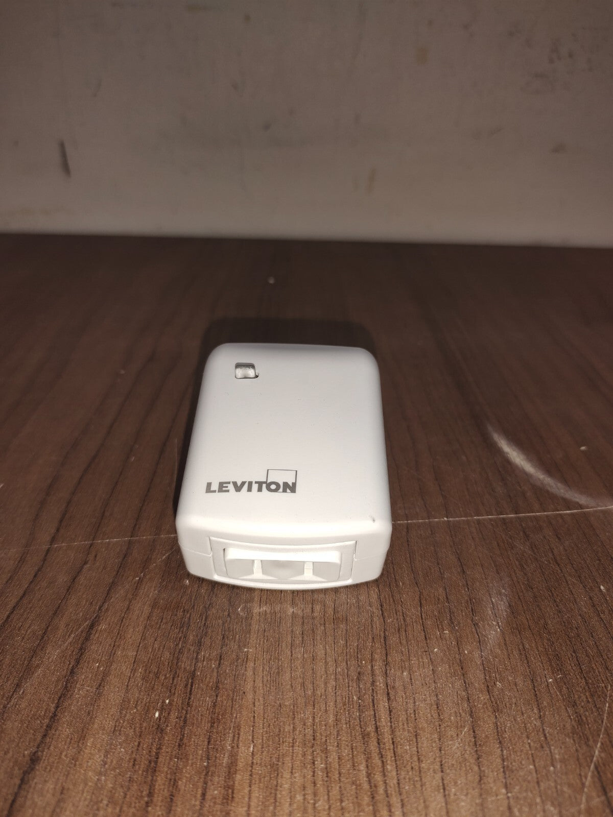 DZPD3-2BW Decora Smart Plug-in Dimmer with Z-Wave Technology, White