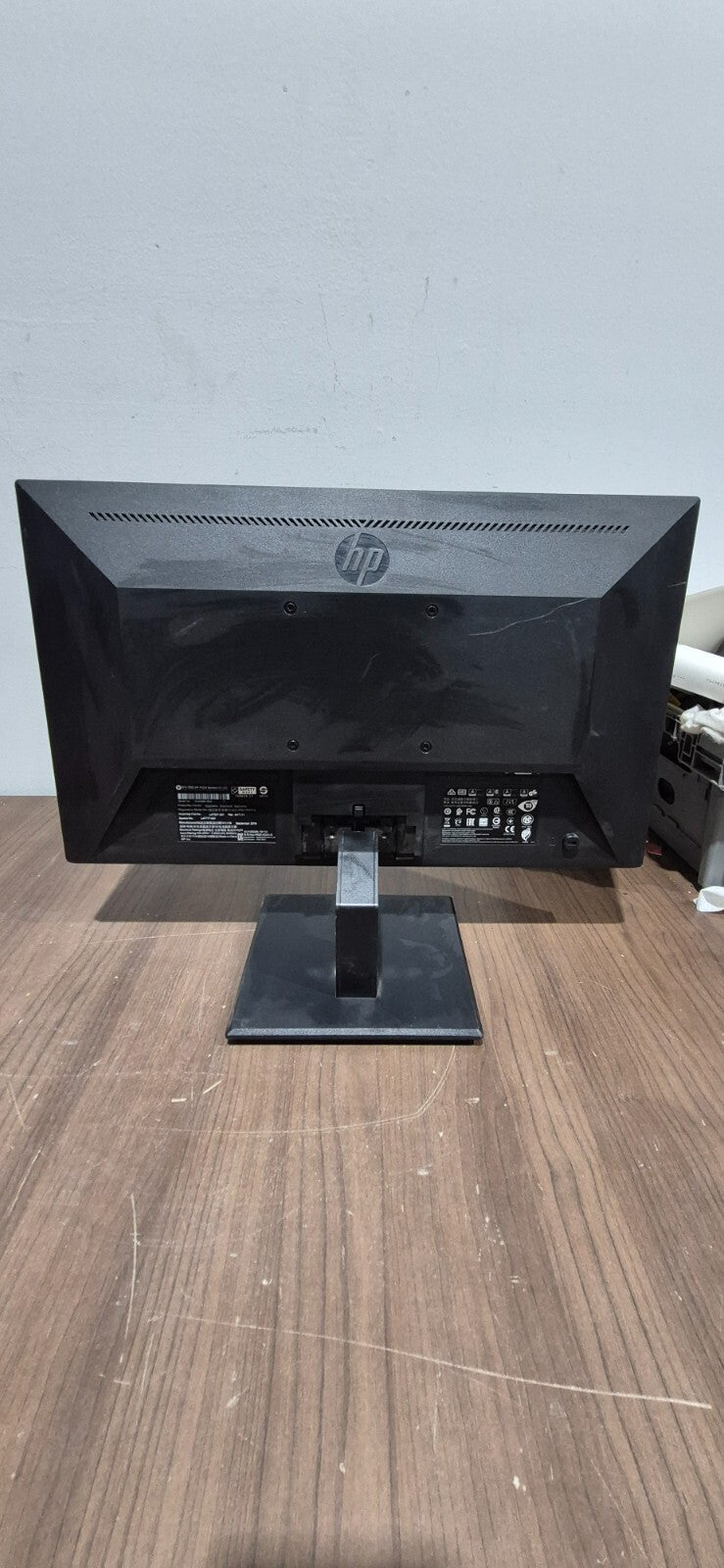 HP P224 21.5 Inch Full HD LED LCD Monitor - HDMI - DisplayPort - 1920 x 1080