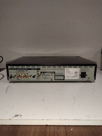 Hitachi DV-P250 - DVD/CD/ Video CD Player