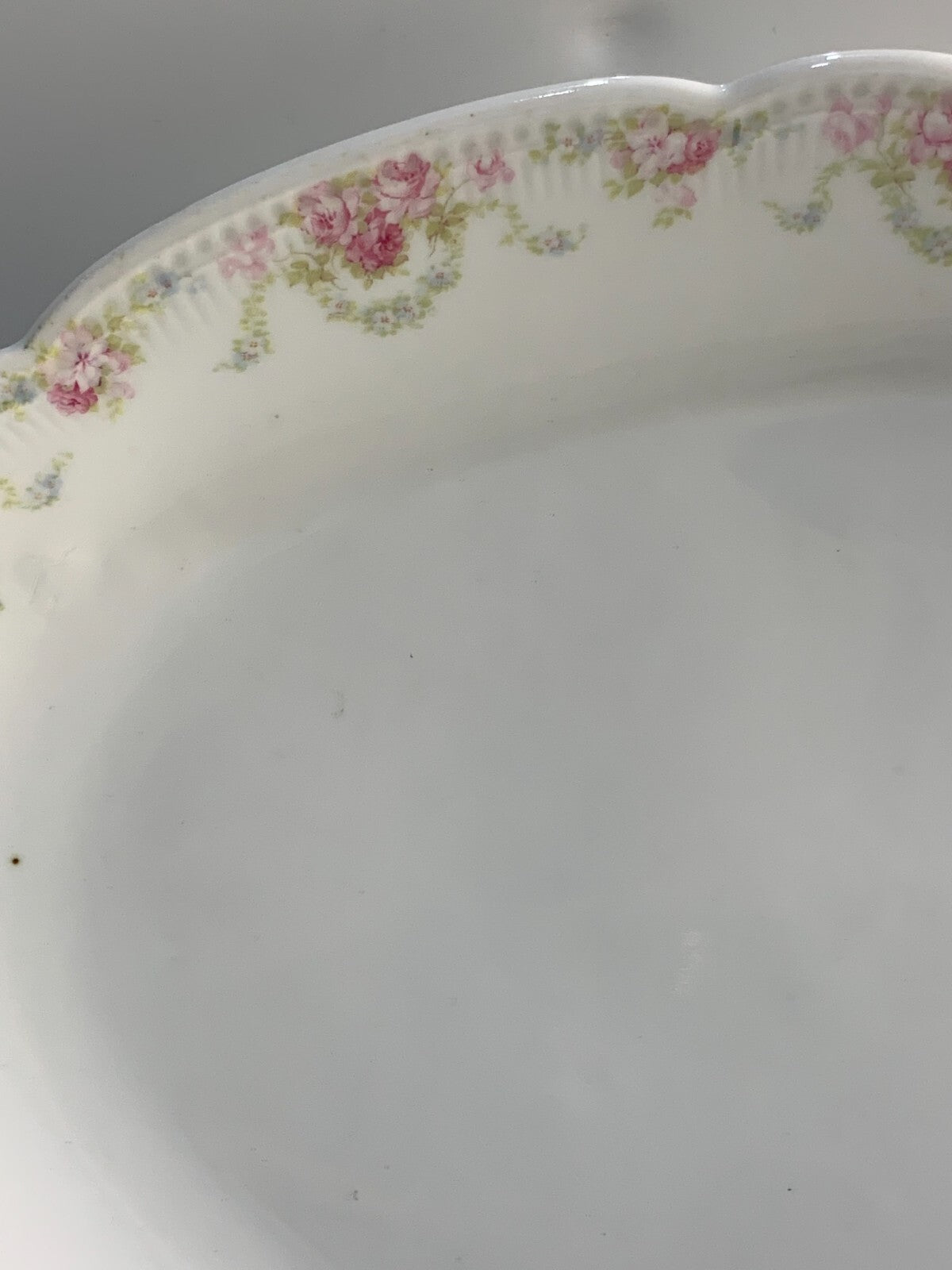 Porcelain platter, Thun'sche Klosterie Vienna Austria