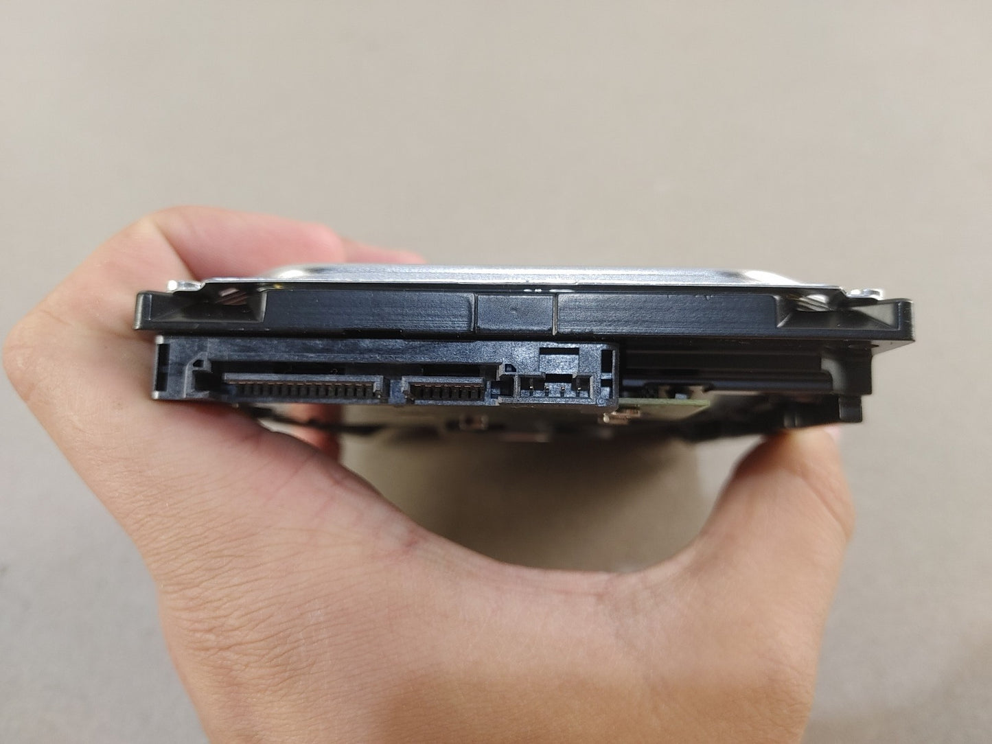 Excellent Condition Seagate Desktop SATA Hard Drive 1TB 7200RPM