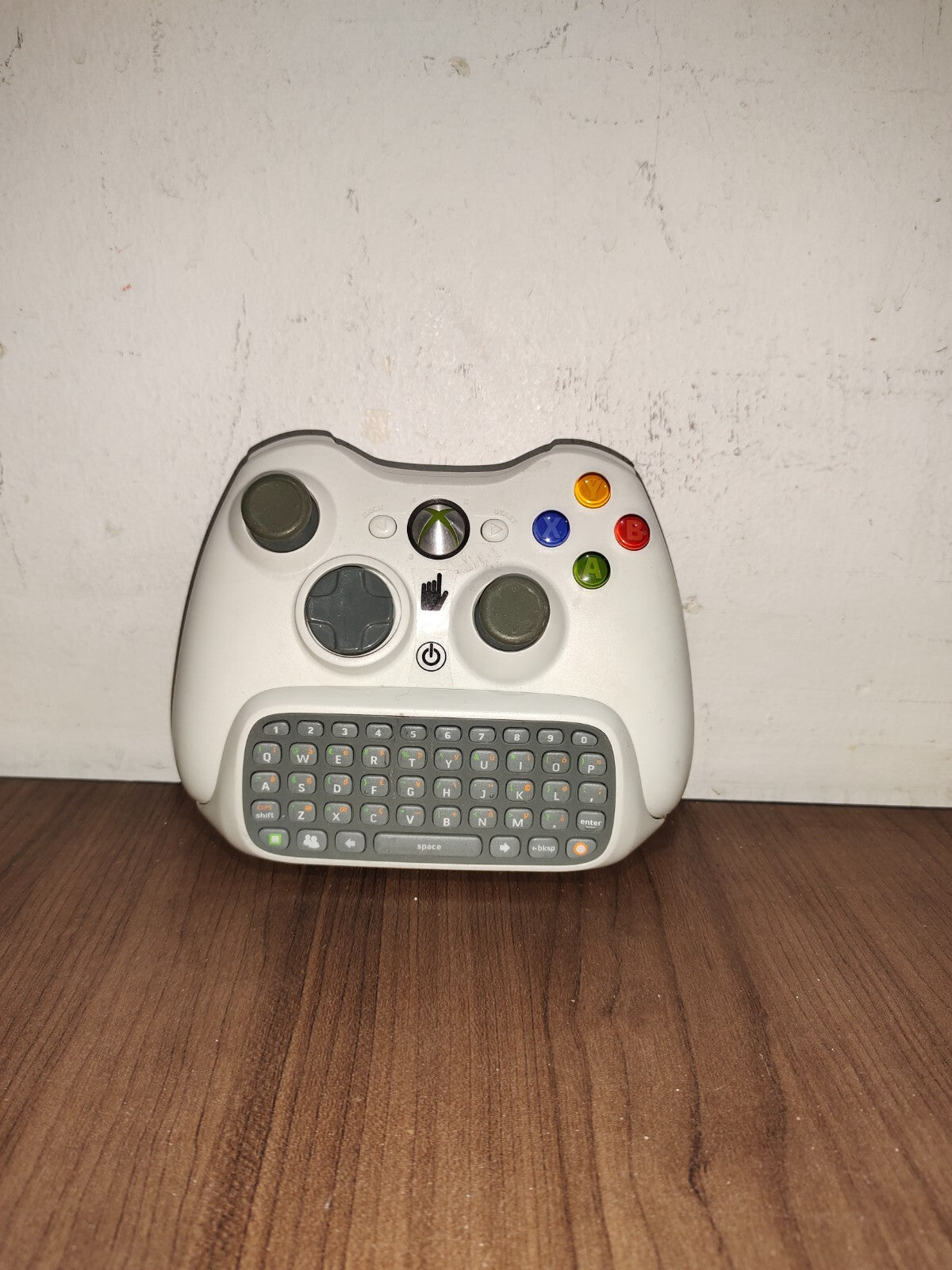 Xbox 360 controller with Chatpad