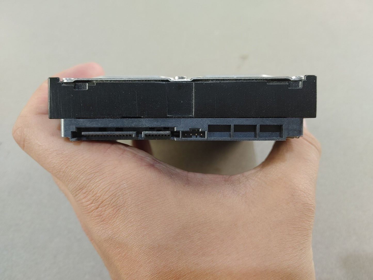 Excellent Condition Seagate Desktop SATA Hard Drive 750GB 7200RPM