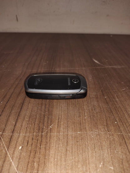 Samsung SPH-M300 - Silver and Black ( Sprint ) Cellular Flip Phone - For Parts
